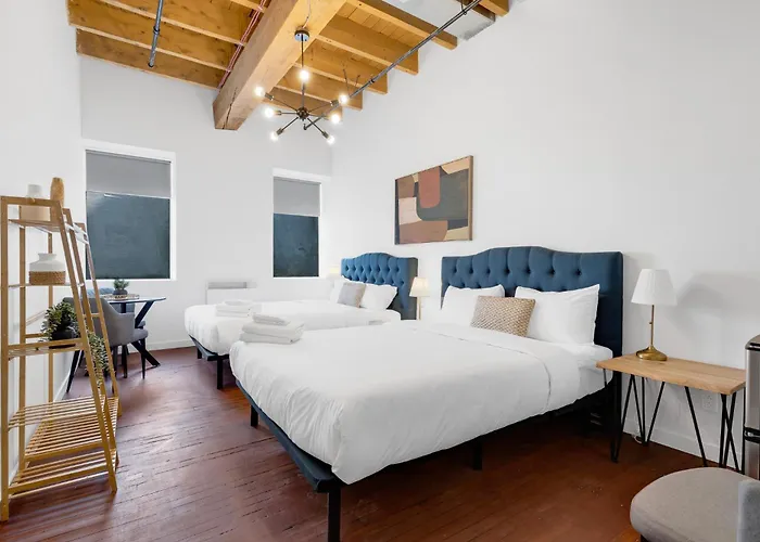 The Little Prince Rooms-Old Montreal